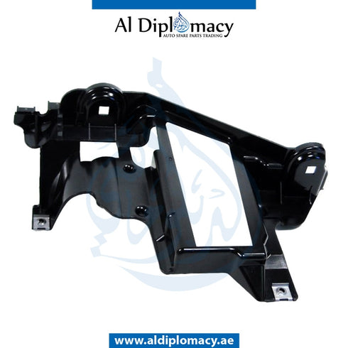 Left HEADLIGHT BRACKET for BMW X5 Series E53 (1999-2006) models, Part Number UN-63126927797